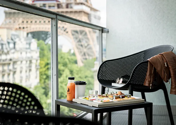 Pullman Tour Eiffel